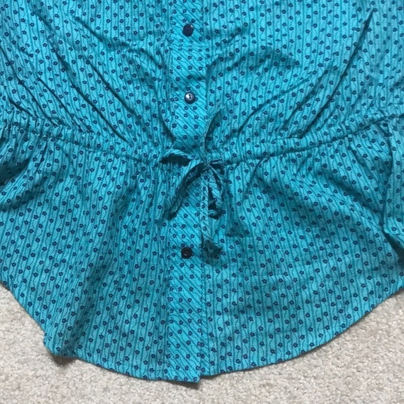 Forever21 button up strapless top - Picture 3 of 4